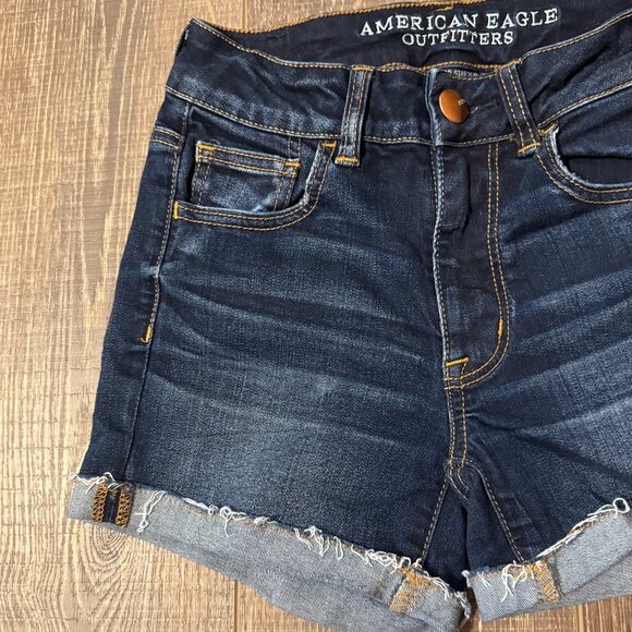American Eagle Hi-Rise Shortie Shorts - Size 0 - Picture 9 of 13